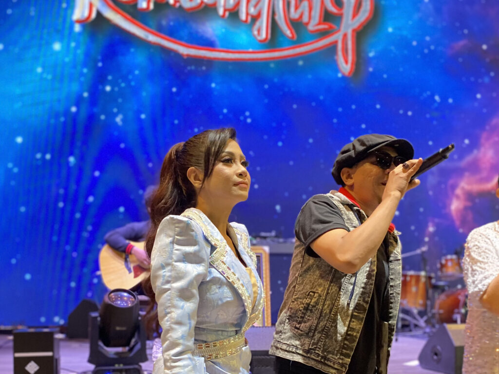 Erlyn Suzan merilis album pop terbaru Kepastian dengan single andalan Damai Cinta, menandai transisinya dari dangdut ke pop